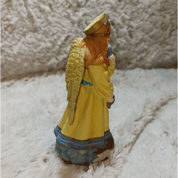 1995 Chadwick Miller July Angel figurine. 1 of a 12 piece collection. - Picture 4 of 8